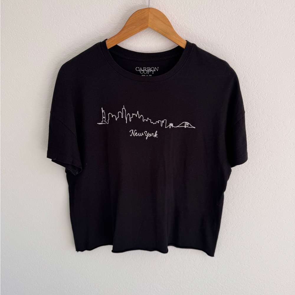 Size M Carbon Copy Black New York Embroidered Skyline T-Shirt